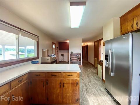 127 Countryside Rd, Harmony, NC 28634 photo 11