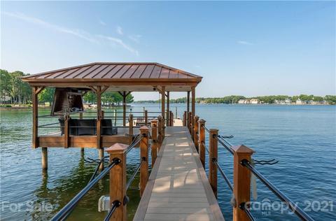 21512 Lake Point Ln, Cornelius, NC 28031 photo 6