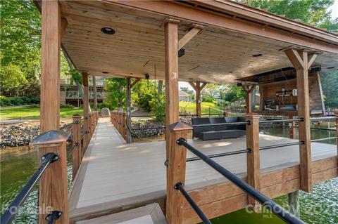 21512 Lake Point Ln, Cornelius, NC 28031 photo 7