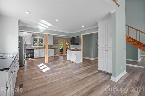 21512 Lake Point Ln, Cornelius, NC 28031 photo 15