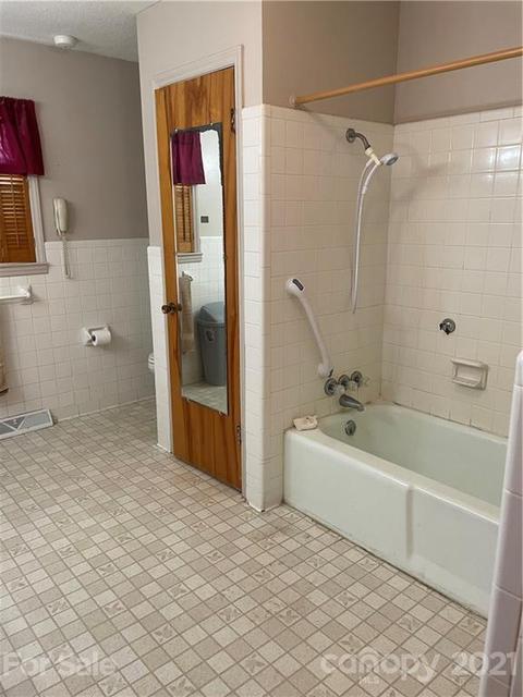 1012 E Academy E St E, Cherryville, NC 28021 photo 14