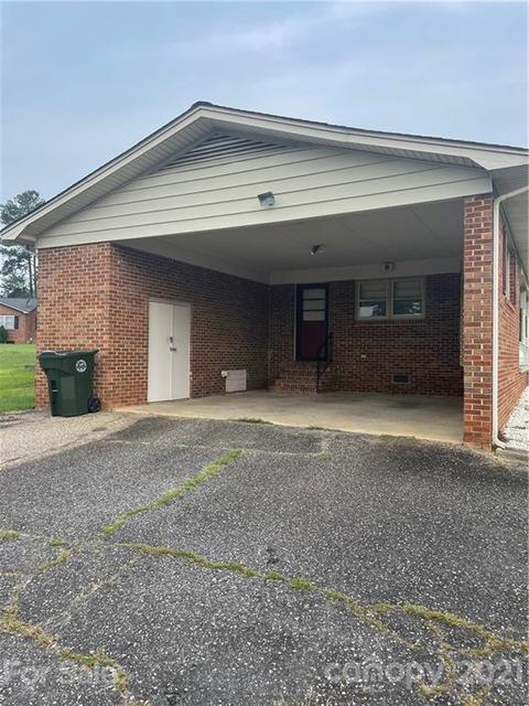 1012 E Academy E St E, Cherryville, NC 28021 photo 4