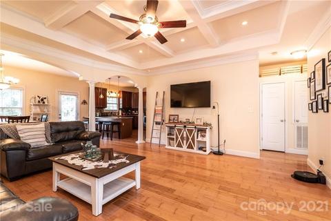 1486 Mayfair Dr, Conover, NC 28613 photo 21