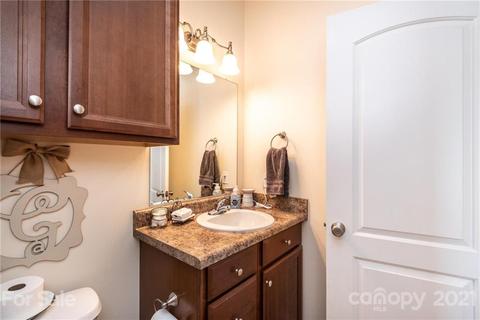 1486 Mayfair Dr, Conover, NC 28613 photo 44