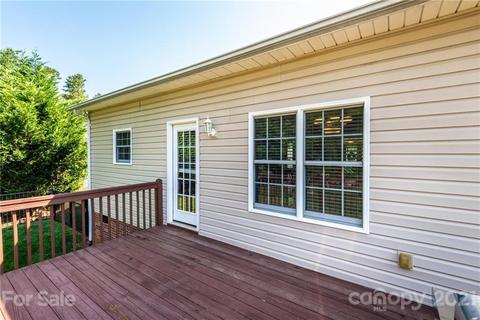 1486 Mayfair Dr, Conover, NC 28613 photo 17