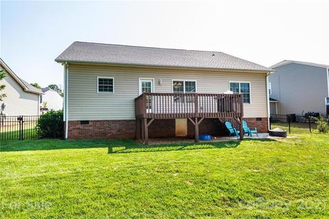 1486 Mayfair Dr, Conover, NC 28613 photo 12