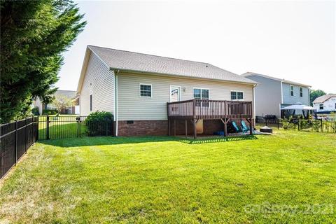 1486 Mayfair Dr, Conover, NC 28613 photo 11
