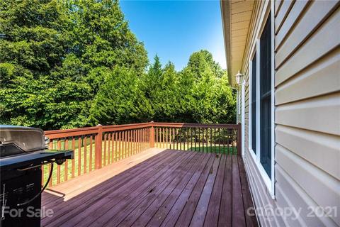 1486 Mayfair Dr, Conover, NC 28613 photo 16