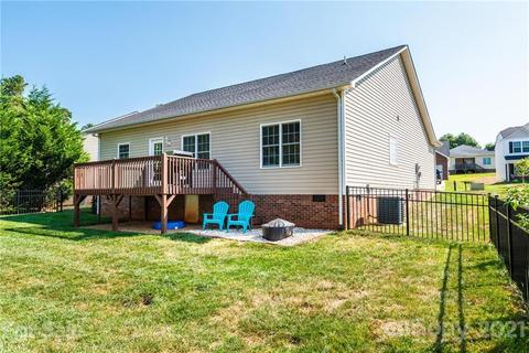 1486 Mayfair Dr, Conover, NC 28613 photo 14