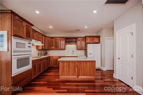 216 Twain Ave, Davidson, NC 28036 photo 8