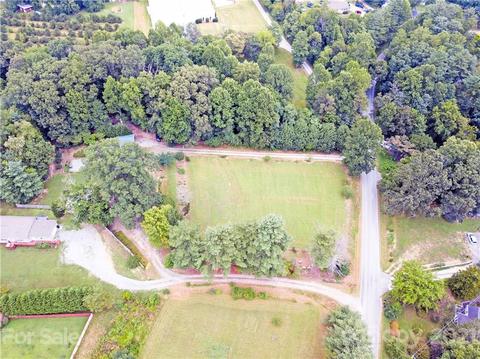 279 Jackson Loop Rd, Flat Rock, NC 28731 photo 43