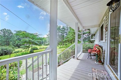 279 Jackson Loop Rd, Flat Rock, NC 28731 photo 5