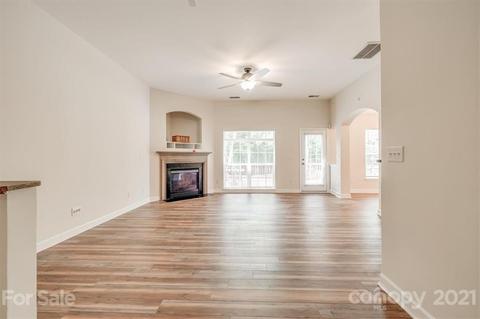 18312 Torrence Chapel Estates Cir, Cornelius, NC 28031 photo 14