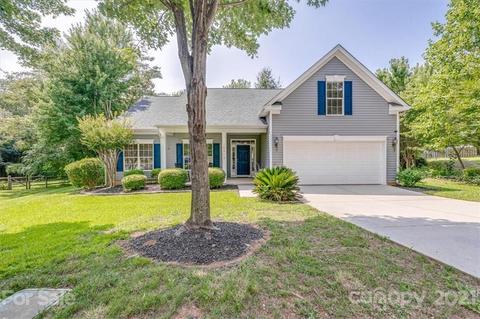 18312 Torrence Chapel Estates Cir, Cornelius, NC 28031 photo 1