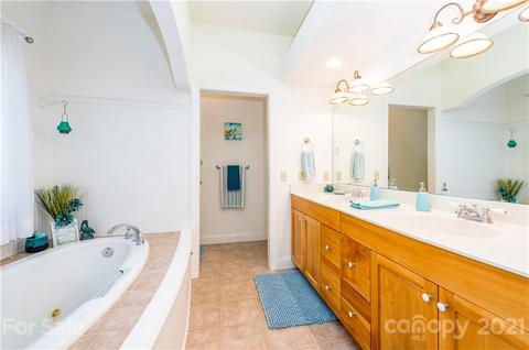 100 Hannah Dr, Mill Spring, NC 28756 photo 23