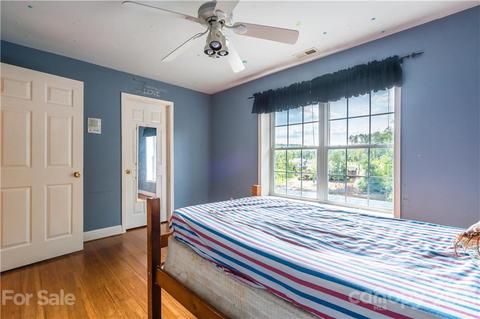 70 Mariners Point Ln, Hickory, NC 28601 photo 23