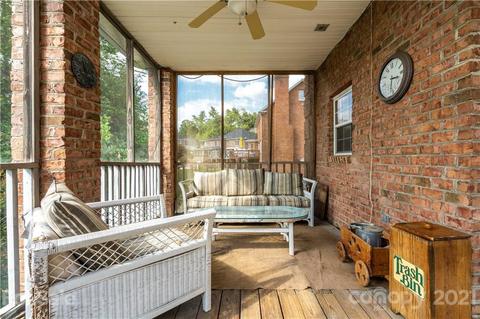 70 Mariners Point Ln, Hickory, NC 28601 photo 37
