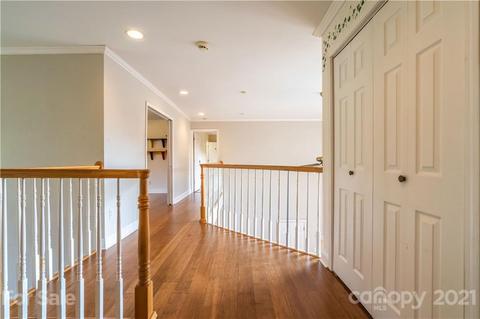 70 Mariners Point Ln, Hickory, NC 28601 photo 31