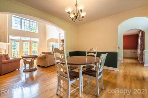70 Mariners Point Ln, Hickory, NC 28601 photo 15