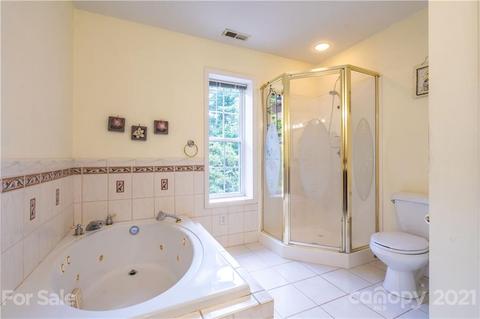70 Mariners Point Ln, Hickory, NC 28601 photo 21