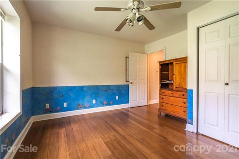 70 Mariners Point Ln, Hickory, NC 28601 photo 30