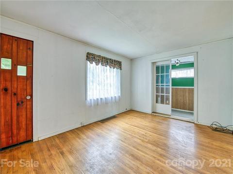 301 Painter St, Canton, NC 28716 photo 11