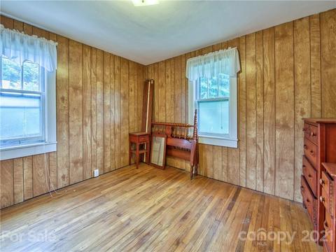 301 Painter St, Canton, NC 28716 photo 13