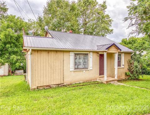 301 Painter St, Canton, NC 28716 photo 1