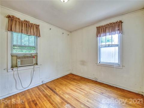301 Painter St, Canton, NC 28716 photo 16