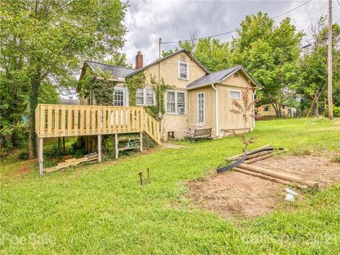 301 Painter St, Canton, NC 28716 photo 2