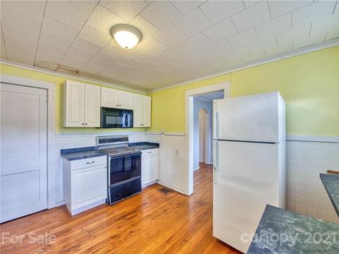 301 Painter St, Canton, NC 28716 photo 5