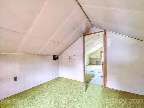 301 Painter St, Canton, NC 28716 photo 18