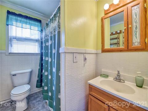 301 Painter St, Canton, NC 28716 photo 17