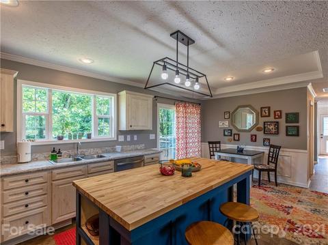 355 Misty Rd, Harmony, NC 28634 photo 10