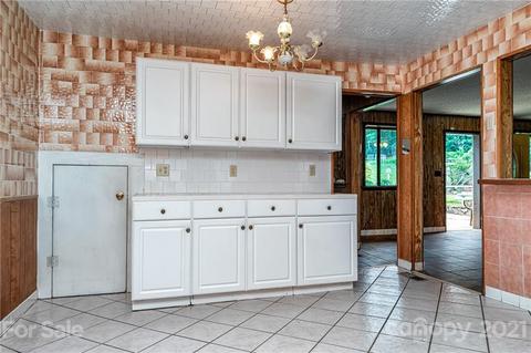 1588 Probart St, Brevard, NC 28712 photo 19