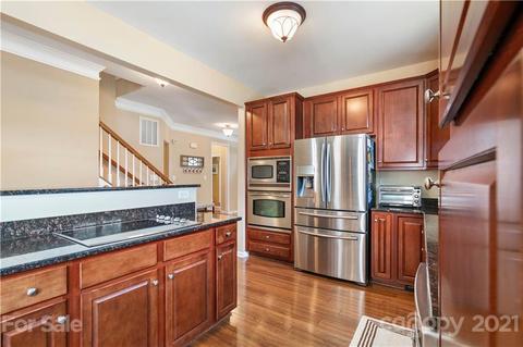 20224 Amy Lee Dr, Cornelius, NC 28031 photo 9
