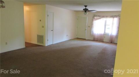 146 Resada Dr, Brevard, NC 28712 photo 9