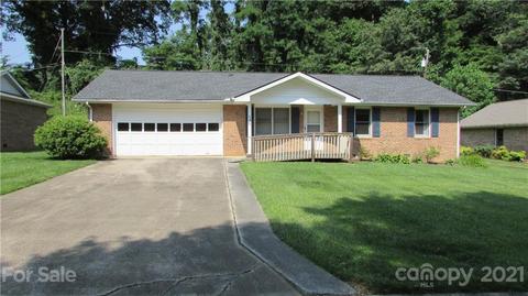 146 Resada Dr, Brevard, NC 28712 photo 1