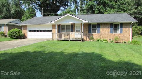 146 Resada Dr, Brevard, NC 28712 photo 2