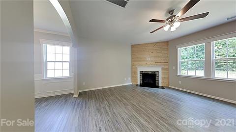2827 Gilbraltar St, Davidson, NC 28036 photo 4