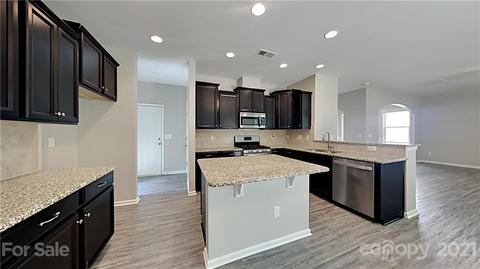 2827 Gilbraltar St, Davidson, NC 28036 photo 6