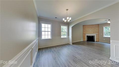 2827 Gilbraltar St, Davidson, NC 28036 photo 2