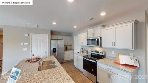 317 Gaines Rd, Clover, SC 29710 photo 5