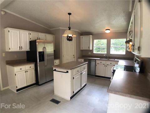 5526 Whitesides Rd, Bostic, NC 28018 photo 3