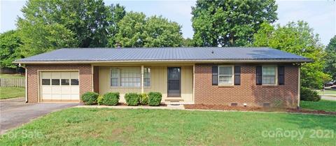 4657 Queens Rd, Hickory, NC 28602 photo 1