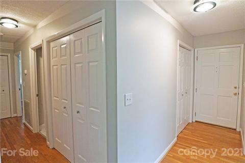 4657 Queens Rd, Hickory, NC 28602 photo 14