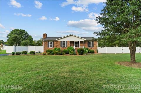2706 Fowler Secrest Rd, Monroe, NC 28110 photo 2