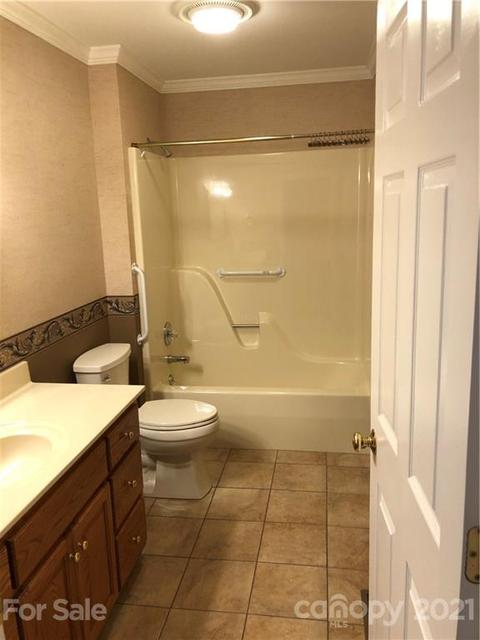 400 Willowbrook Dr, Morganton, NC 28655 photo 45