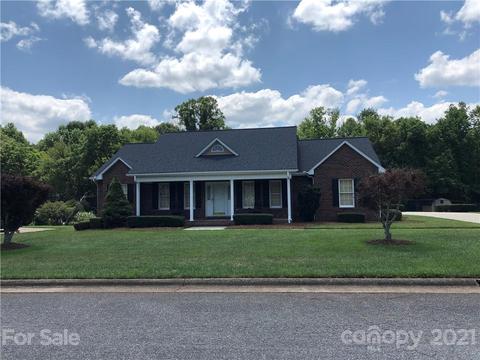 400 Willowbrook Dr, Morganton, NC 28655 photo 2