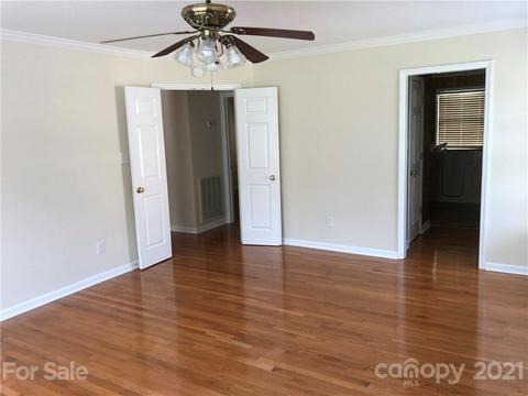 400 Willowbrook Dr, Morganton, NC 28655 photo 32